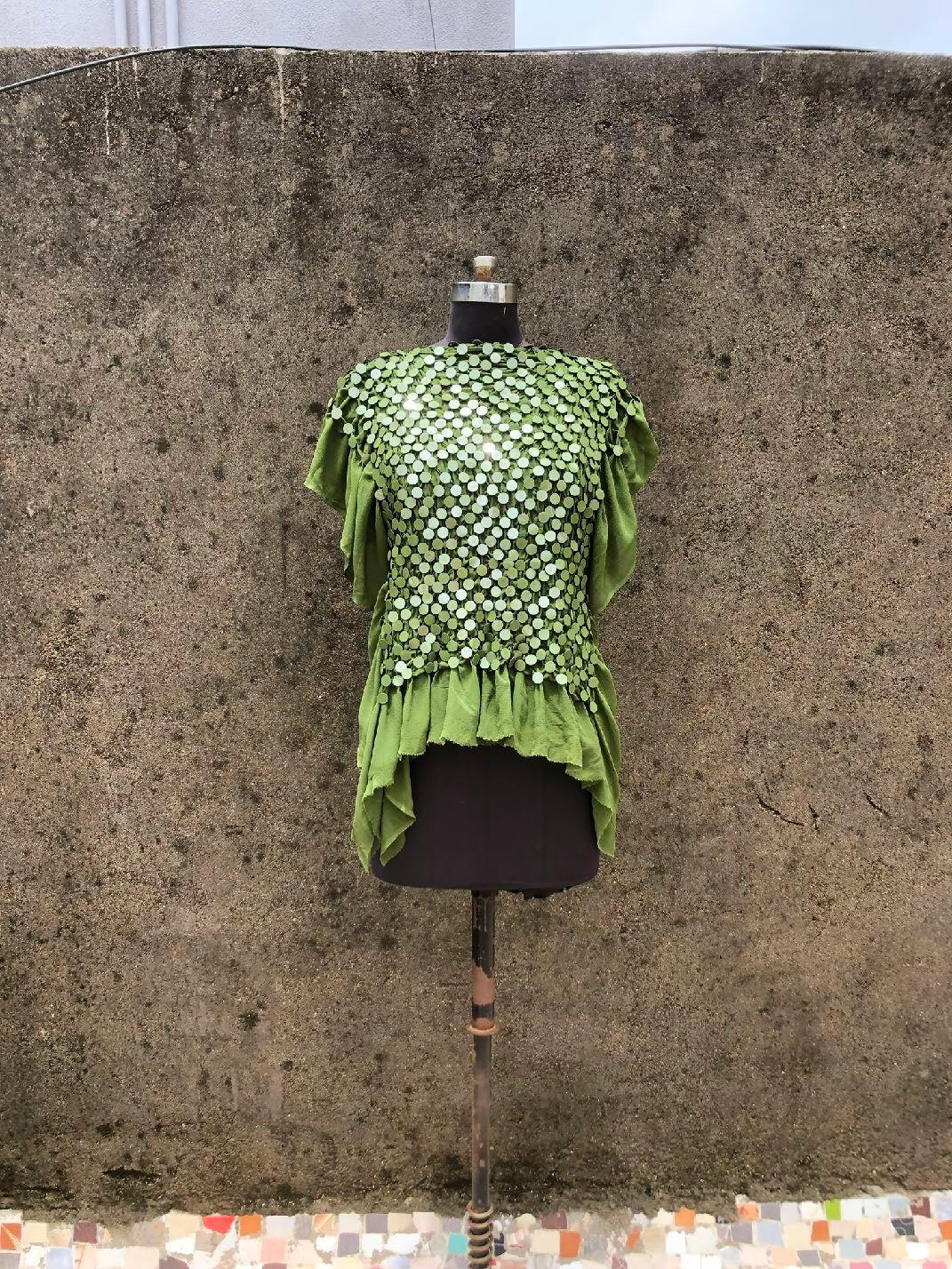 FRILL TOP