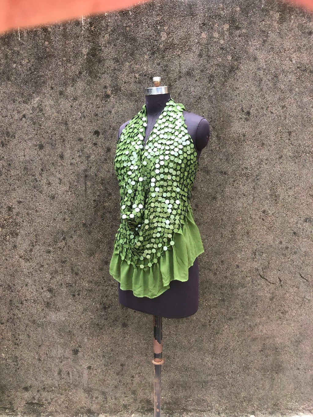 HALTER NECK TOP